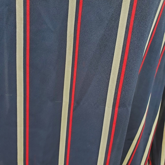 Van Heusen Women's Striped Blouse Size Medium Blue Beige Red - Picture 10 of 13